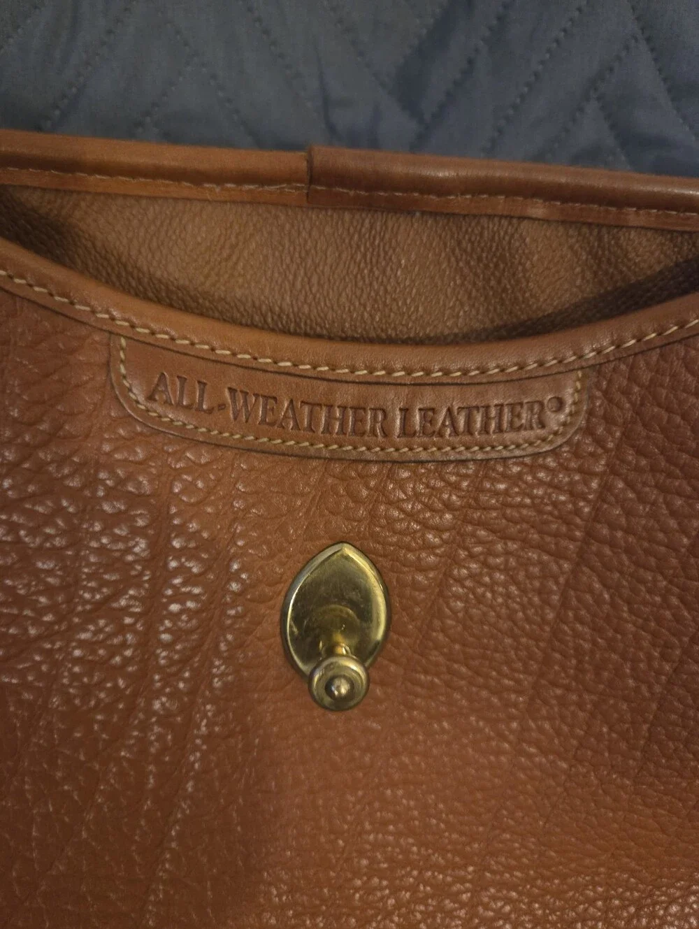 Vintage 90s Dooney & Bourke Tan Pebbled Leather Messenger Crossbody